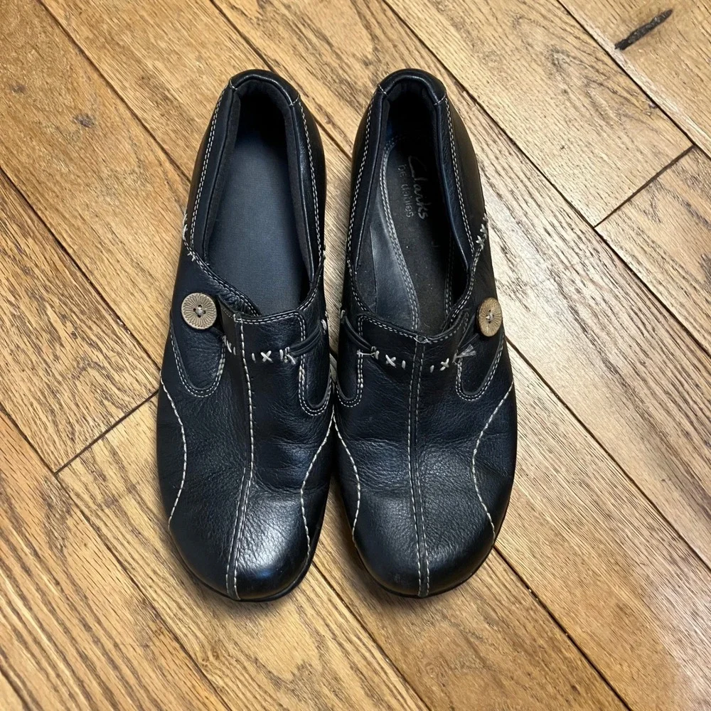Clarks Bendables Black Leather Button Loafers Slip On Shoes Womens 9.5 M